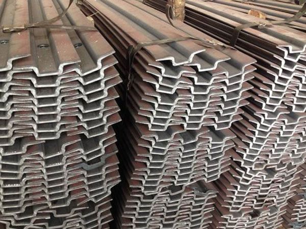 W型鋼帶與平鋼帶相比的技術優(yōu)越性